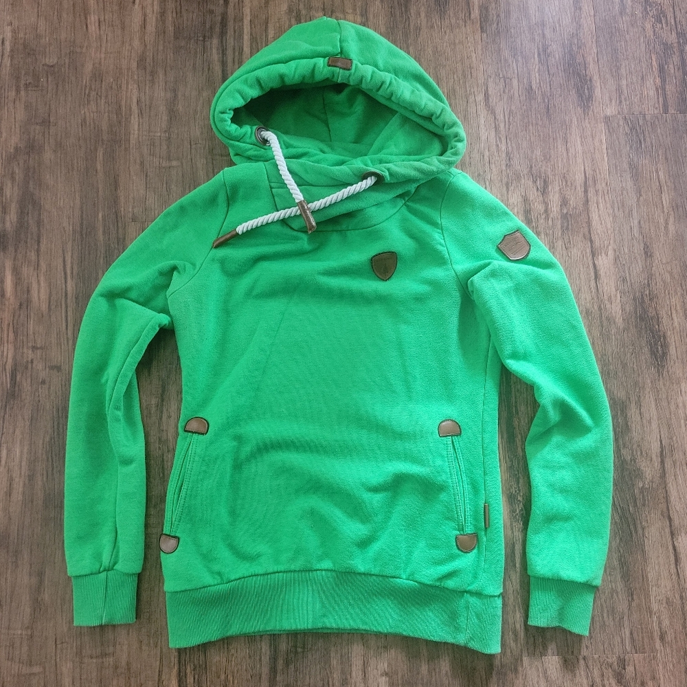Womens Green Wanakome Pull Over Hoodie. Size Medium - GUC